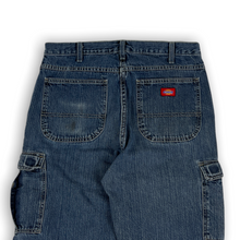 Load image into Gallery viewer, Dickies Cargo Jeans 34