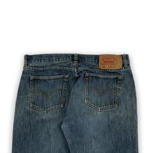 Load image into Gallery viewer, Levi’s 501 Jeans 36