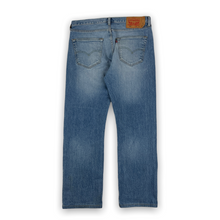 Load image into Gallery viewer, Levi’s 501 Jeans 33