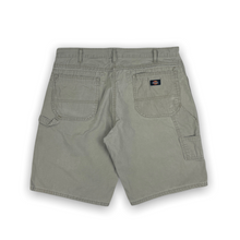 Load image into Gallery viewer, Dickies Carpenter Shorts 38